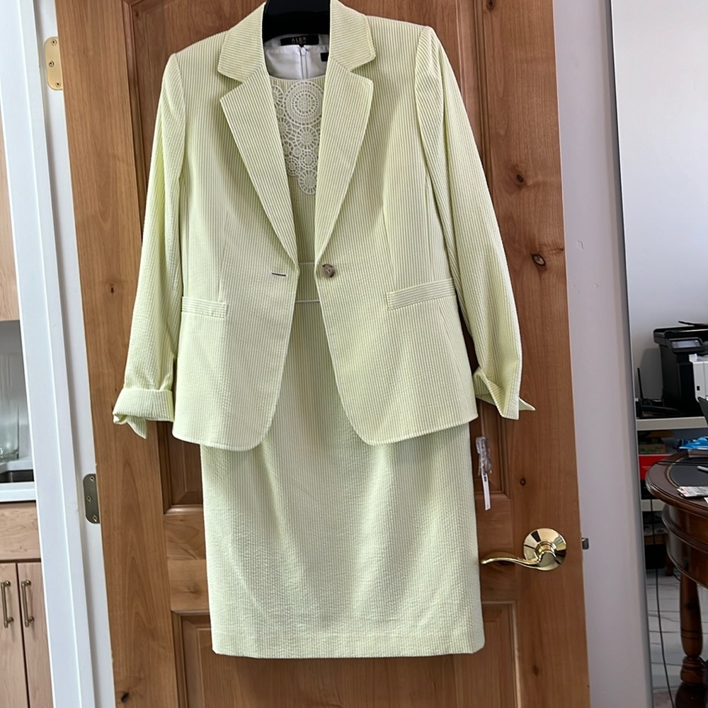 Alex Marie 3 piece set, Dress, Jacket, and Trousers. Seersucker fabric.